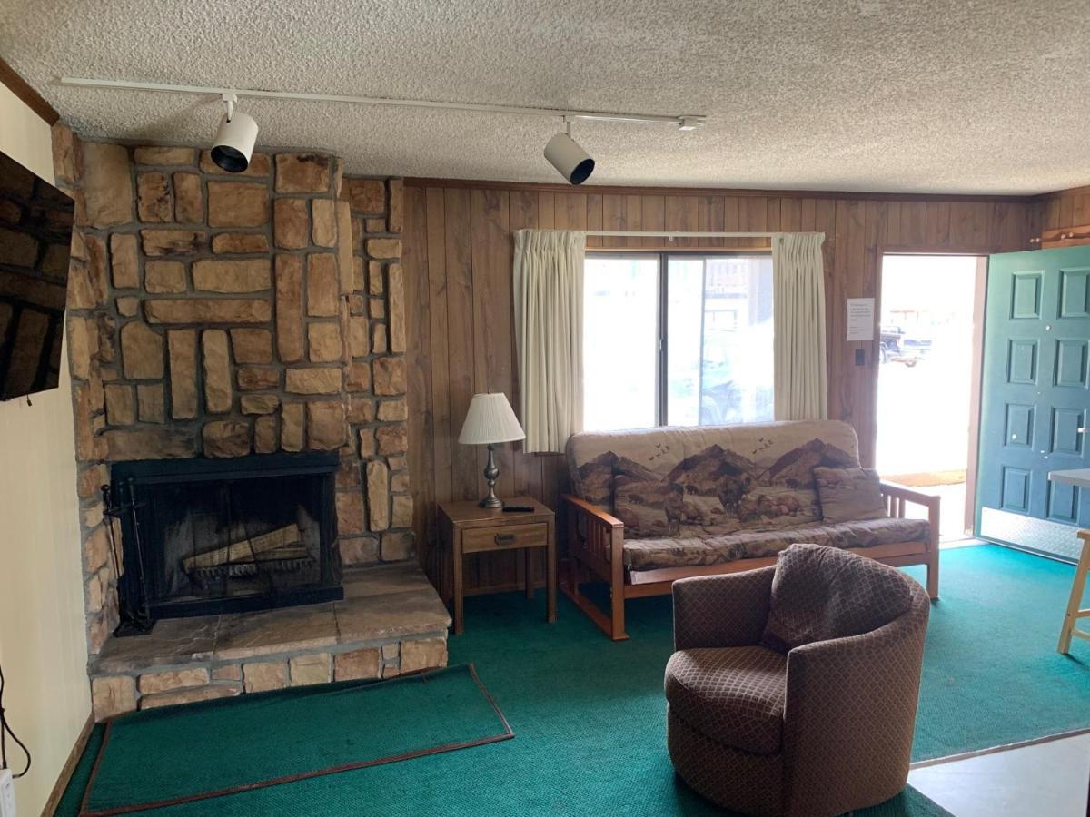 Ponderosa Lodge 红河 外观 照片